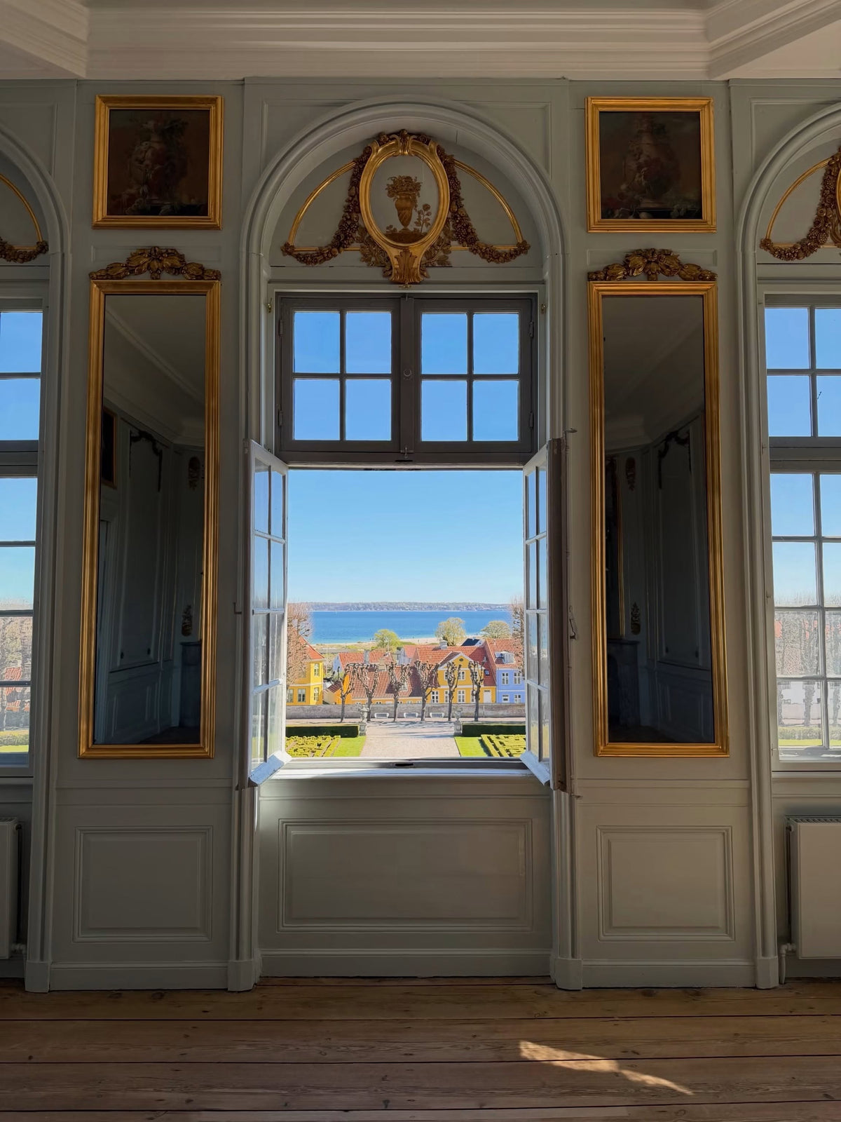 Hjælp os med at bevare Marienlyst Slot